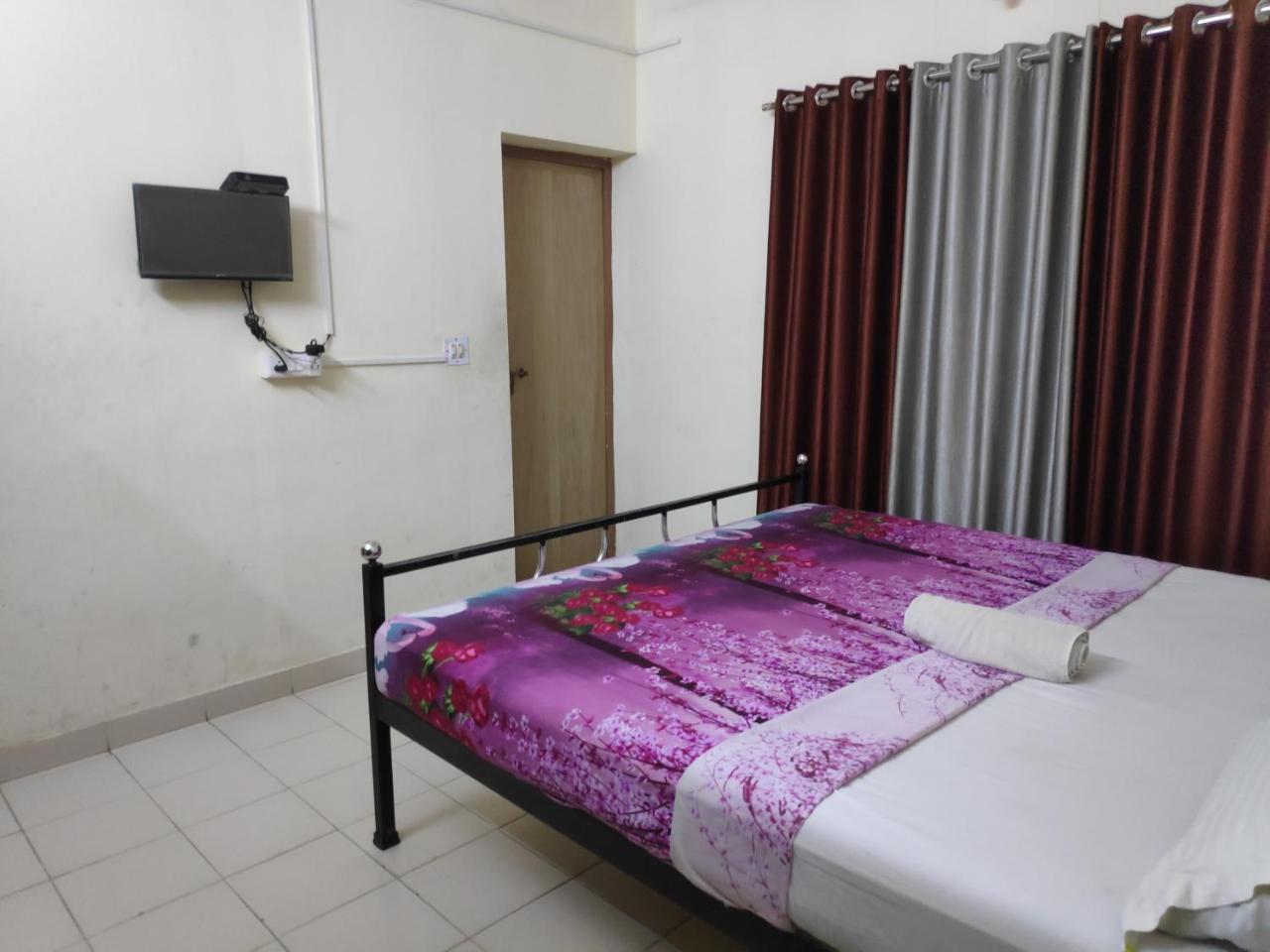 Hotel Silver Space Kochi Ngoại thất bức ảnh