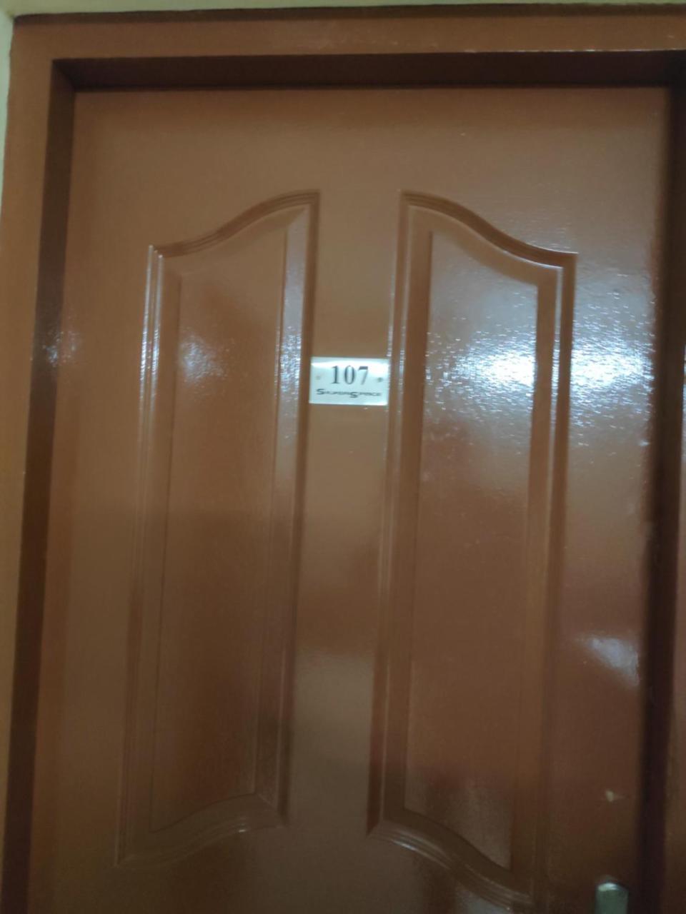 Hotel Silver Space Kochi Ngoại thất bức ảnh